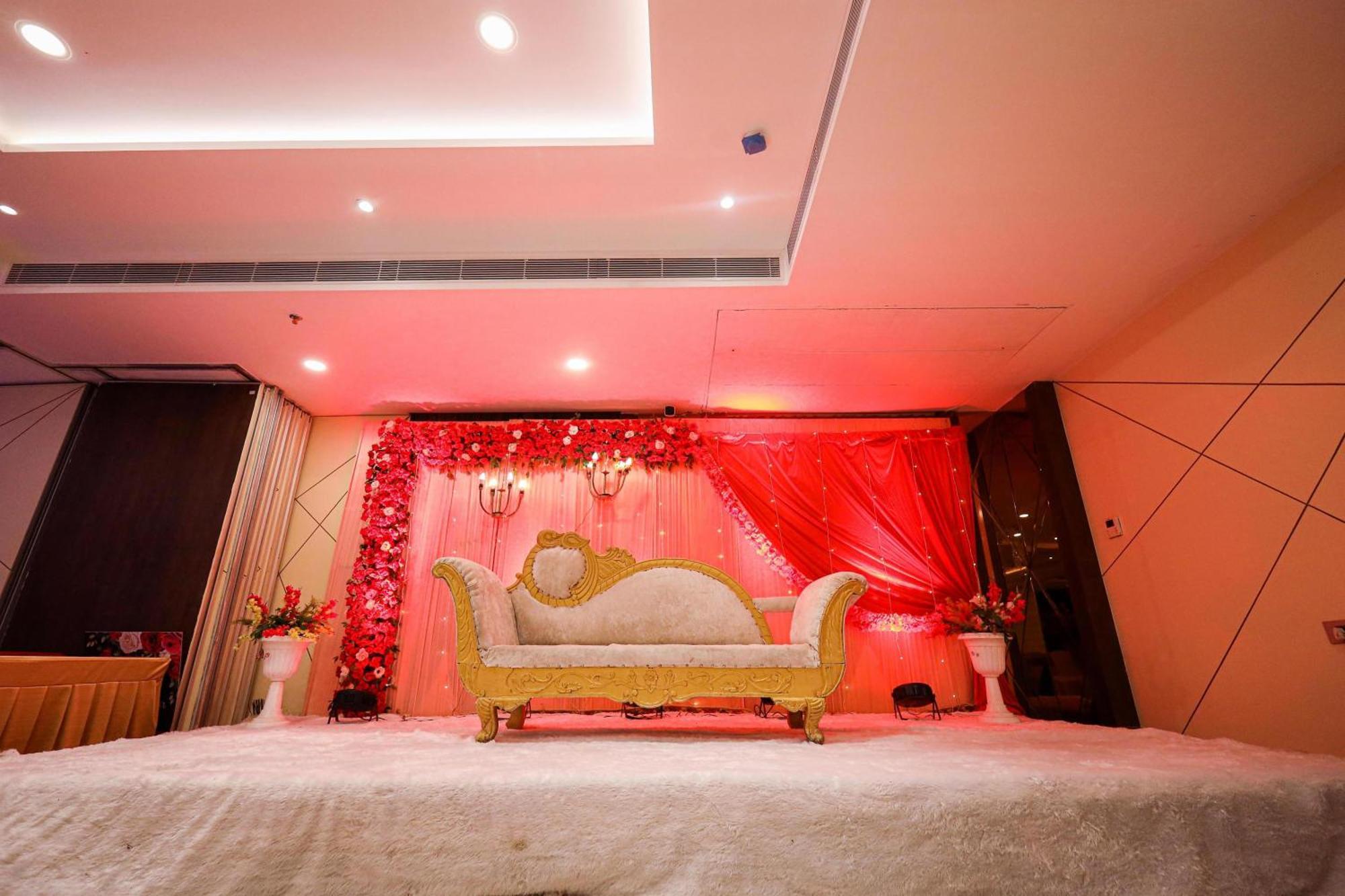 The Royal Legacy Hotel Lucknow Exterior foto